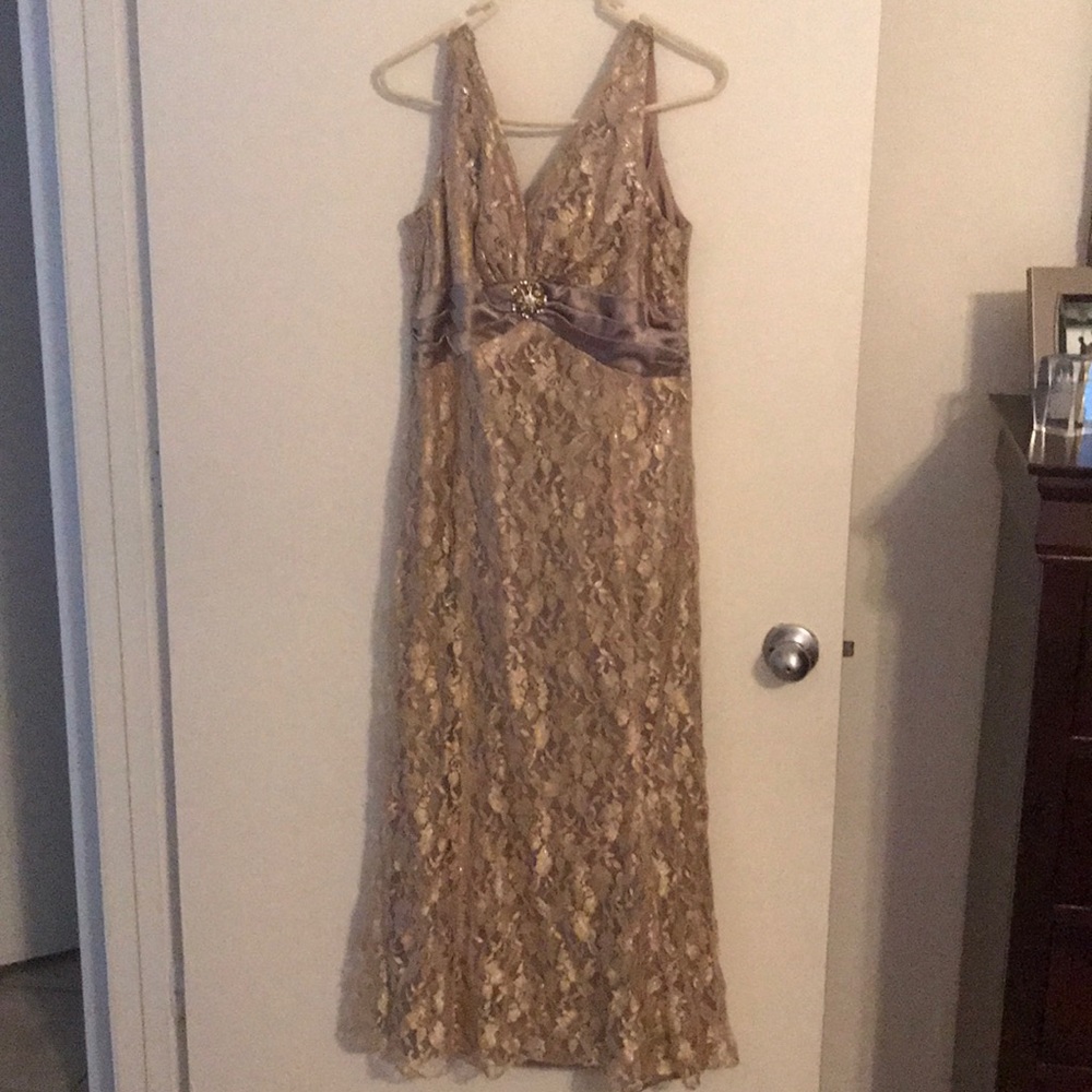 Vintage style size 16 formal dress